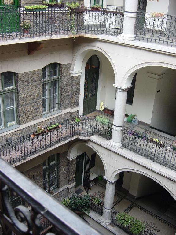 Ringavenue Apartments Budapeste Exterior foto